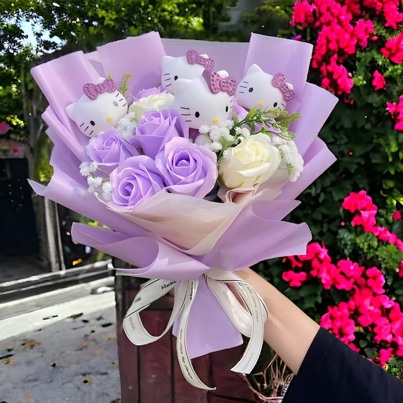 Hello Kitty Bouquet Purple